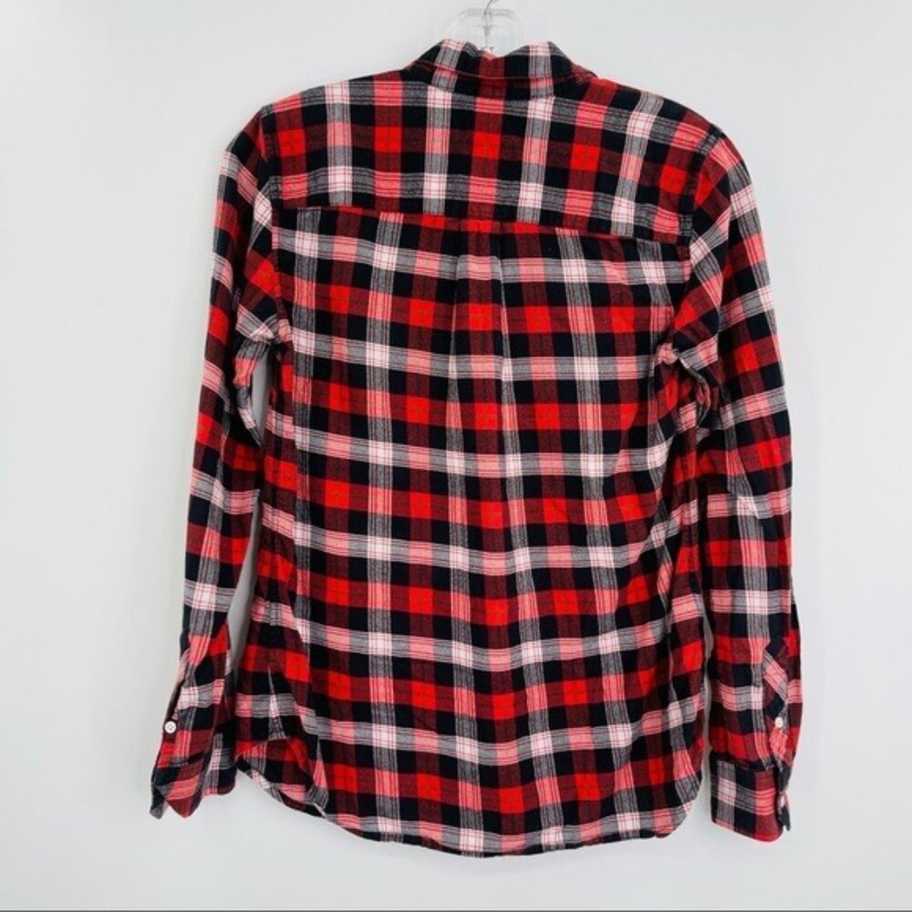 L.L. Bean Signature Camp Flannel Shirt Womens 2 Red Black Plaid Lightweight - Picture 2 of 8